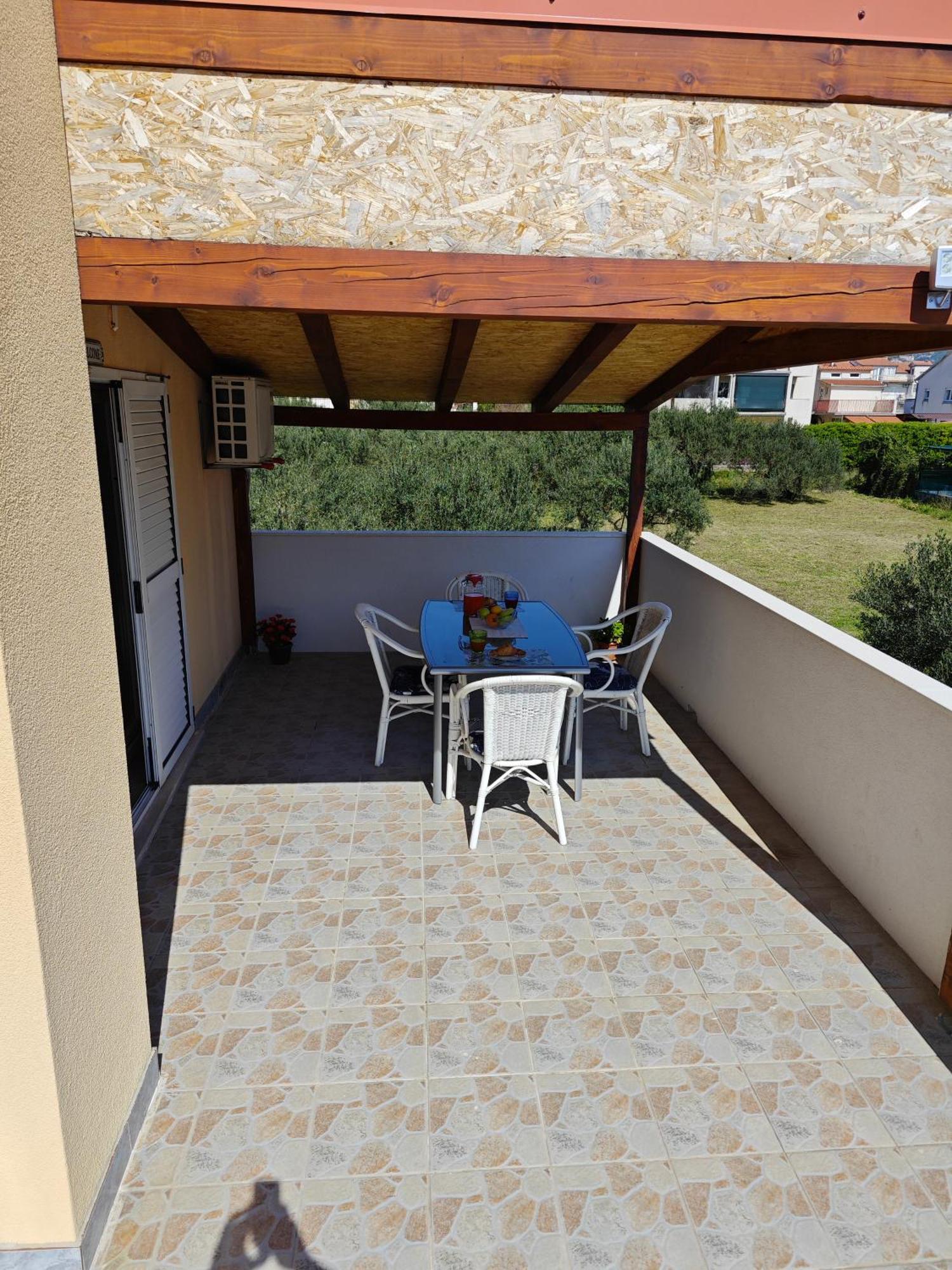 Apartment Paula Kaštela 外观 照片